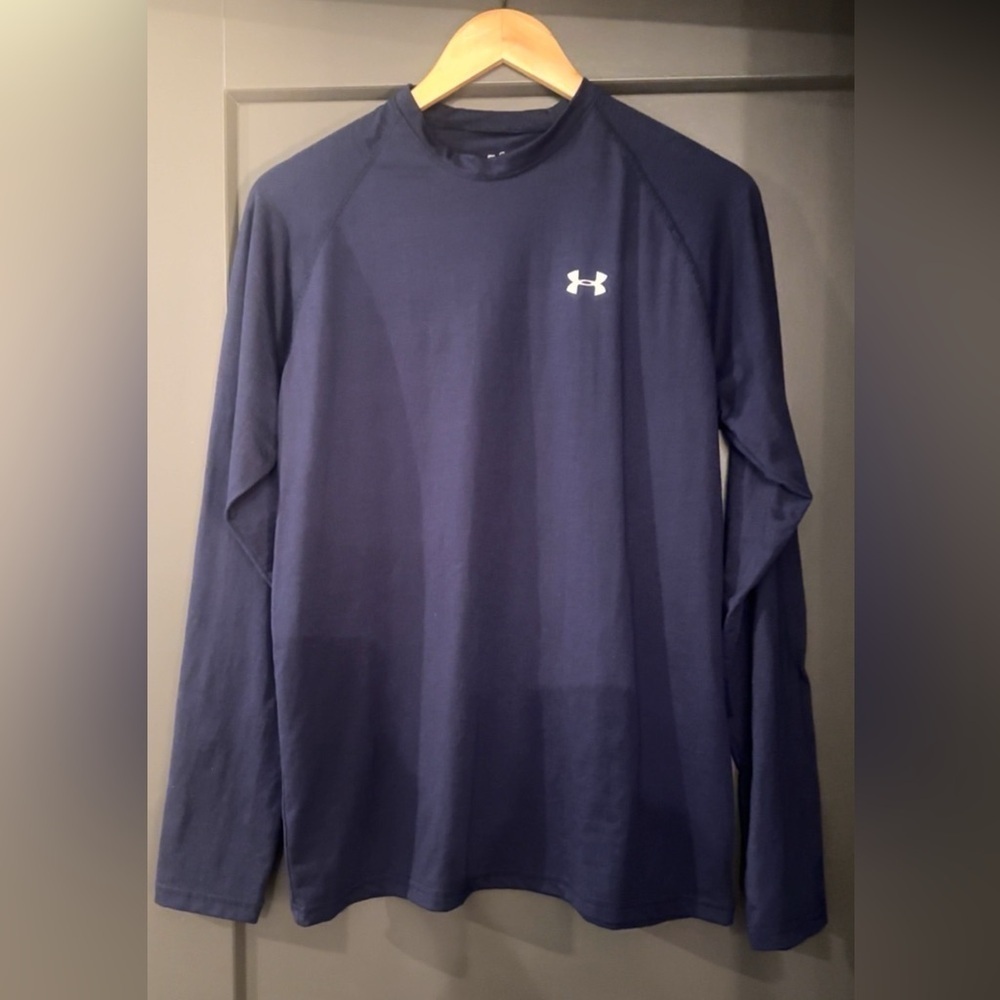 NWOT Under Armour Men's Dark Blue Long Sleeve Tee